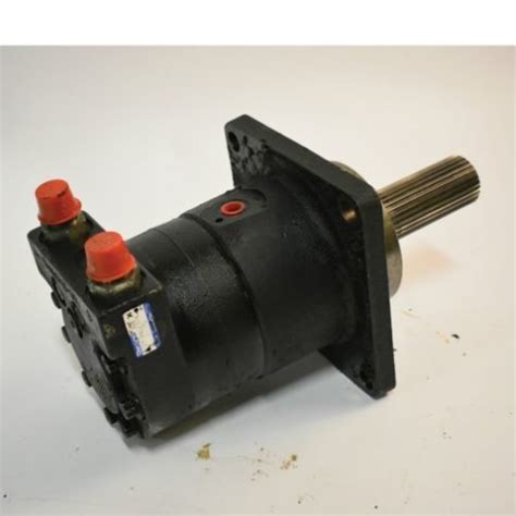 Remanufactured Hydraulic Drive Motor fits Case 60XT 70XT 